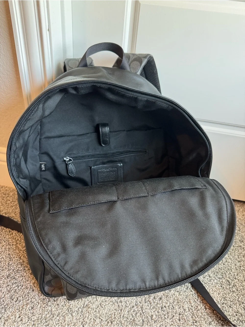 Coach Men's/Women’s Signature Logo Backpack in Charcoal and Black